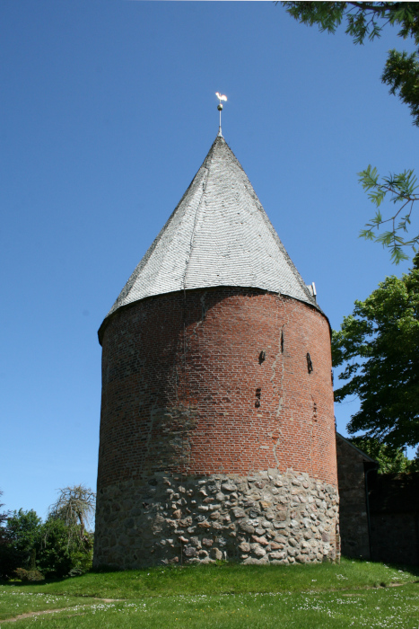 Rundturm der St.-Laurentius-Kirche zu Kosel